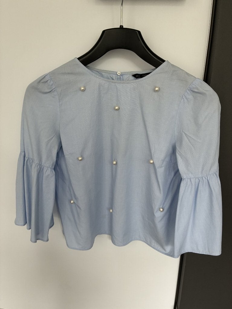 Blauwe bloes/hemd met parels maat S, Kleding | Dames, Blauw, Zara, Ophalen of Verzenden, Zo goed als nieuw