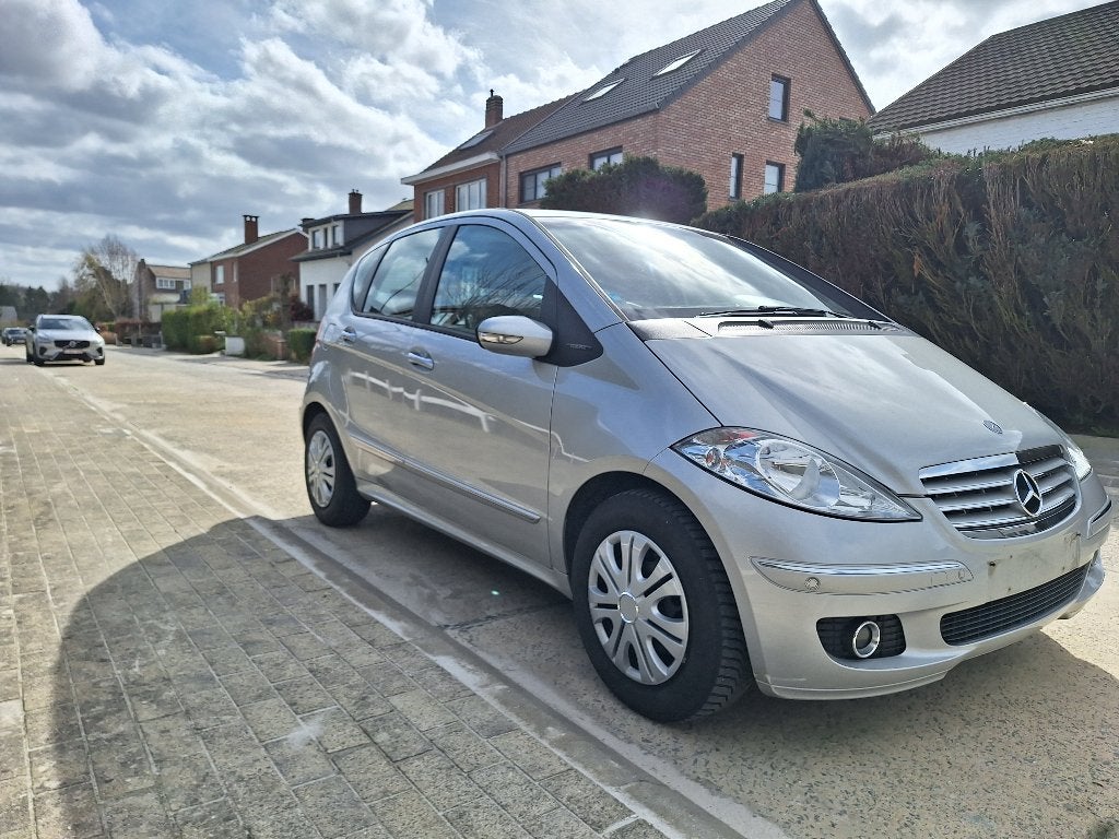 Mercedes classe A 180 diesel, Cuir, Classe A, Autres couleurs, 5 portes