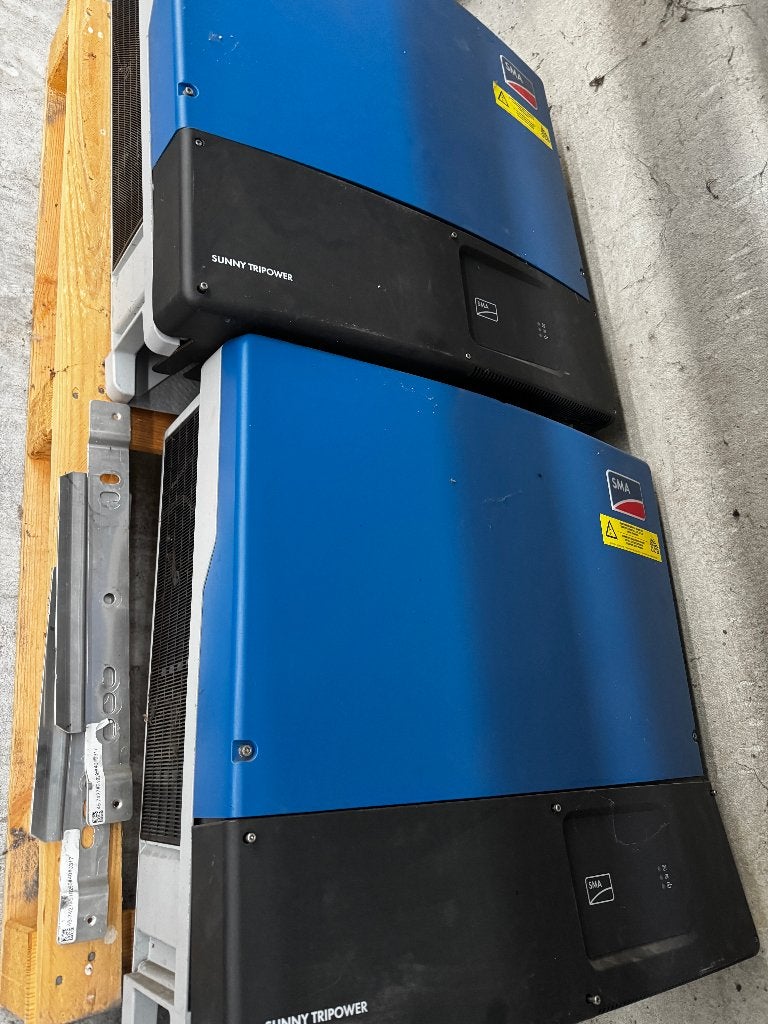 SMA Sunny Tripower omvormers 20 kVA & 25 kVA te koop, Bricolage & Construction, Panneaux solaires & Accessoires, Enlèvement, Utilisé