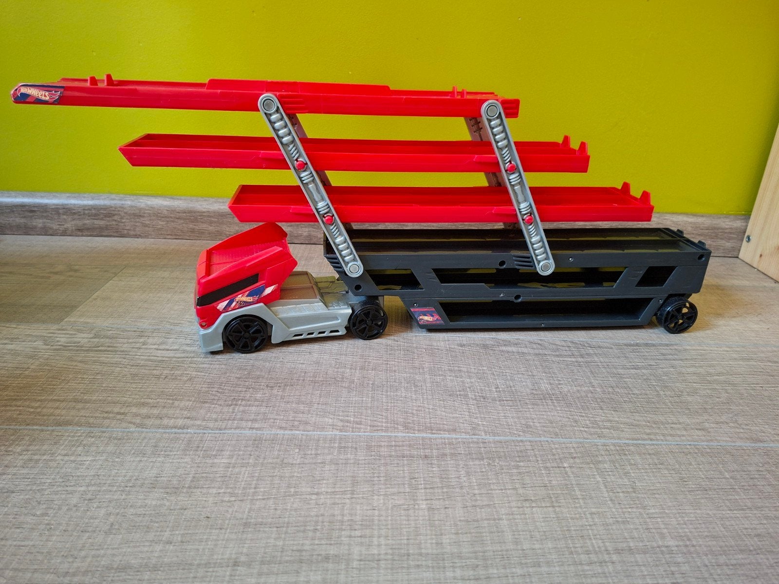 Hot wheels: transport vrachtwagen, Ophalen of Verzenden, Gebruikt
