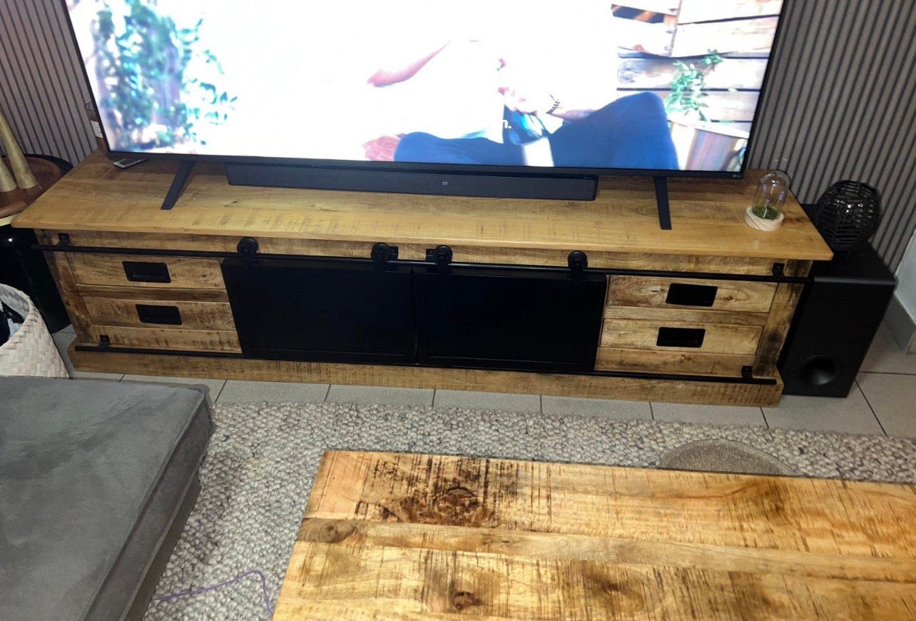 Tv meubel industrieel Mango hout, Huis en Inrichting, Ophalen, Zo goed als nieuw