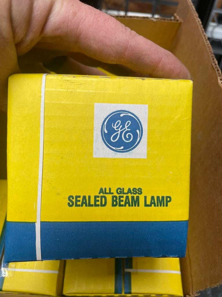 Sealed beam lamp par 36, Maison & Meubles, Lampes | Lampes en vrac, Neuf, Autres types, 30 à 60 watts, Autres culots, Enlèvement
