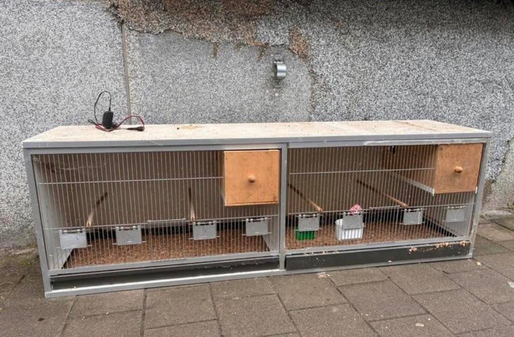 Vogel Kweek / broed kooi, 2 vakken + ingebouw licht.1m60x40, Dieren en Toebehoren, Ophalen, Gebruikt, Aluminium, Broedkooi of Kweekkooi