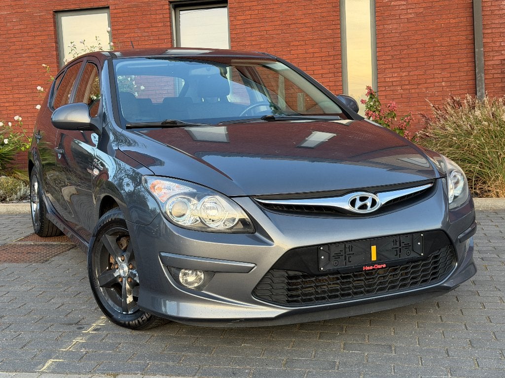 Hyundai i30 ( 2011 ) 1.6CRDi ( 90Ch ) 267.527Km CT Ok, Autos, Entreprise, 5 portes, I30, Tissu