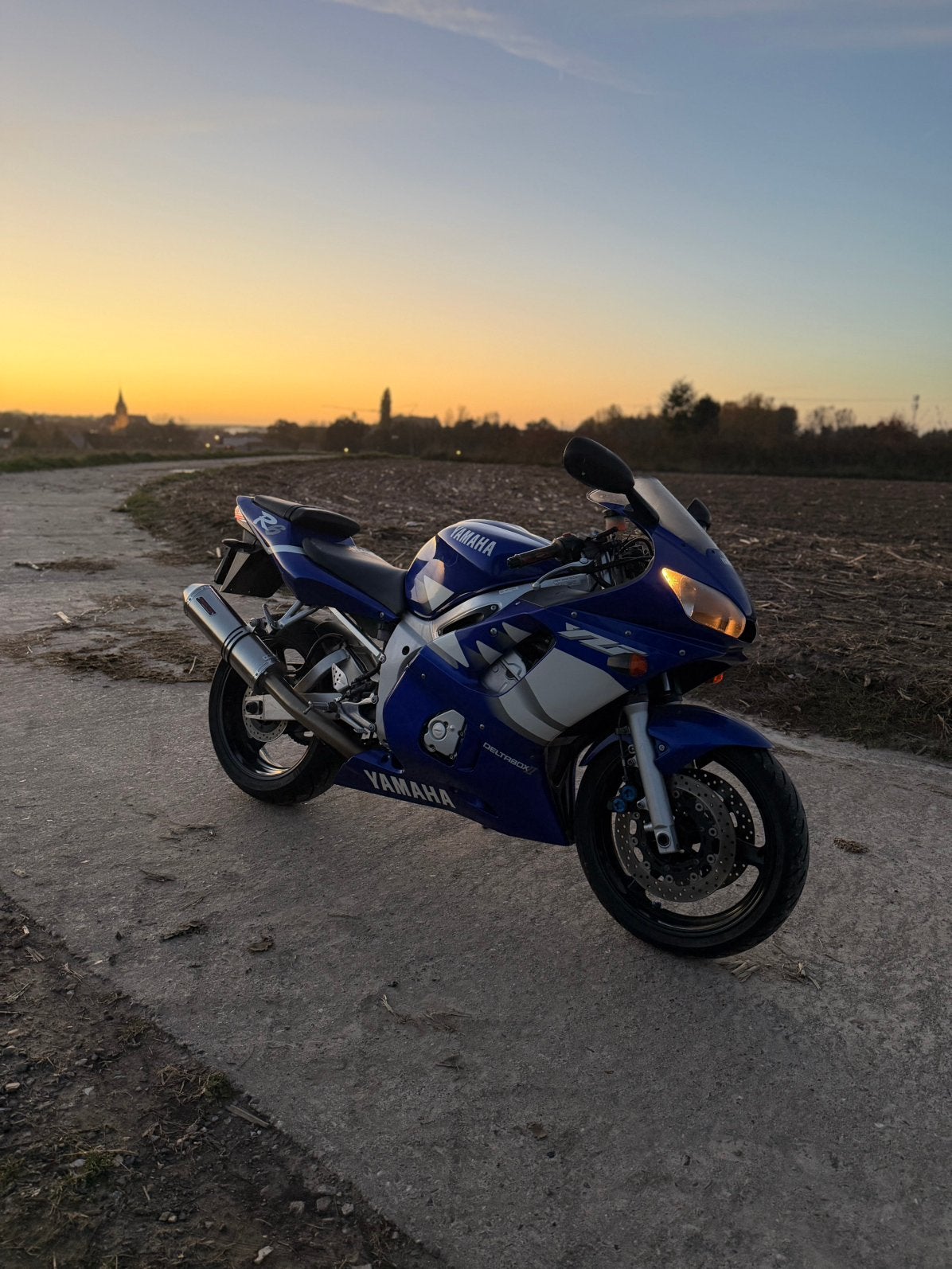 Yamaha YZF-R6 600cc – 1999 – 25kW !!– 44.000 km, Motos, Particulier, Échappement sport
