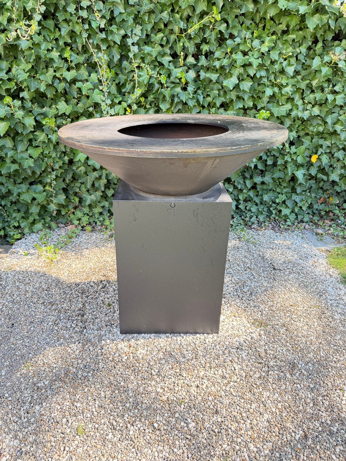 Ofyr Classic 100 black, Tuin en Terras, Houtskoolbarbecues, Ophalen, Zo goed als nieuw