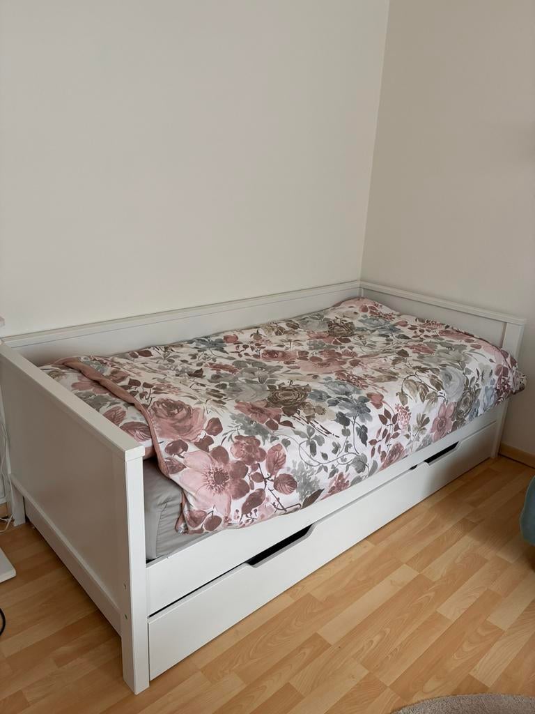 Bedbank met extra lade (als extra bed OF opbergruimte), Huis en Inrichting, Slaapkamer | Bedden, Zo goed als nieuw, Wit, Ophalen