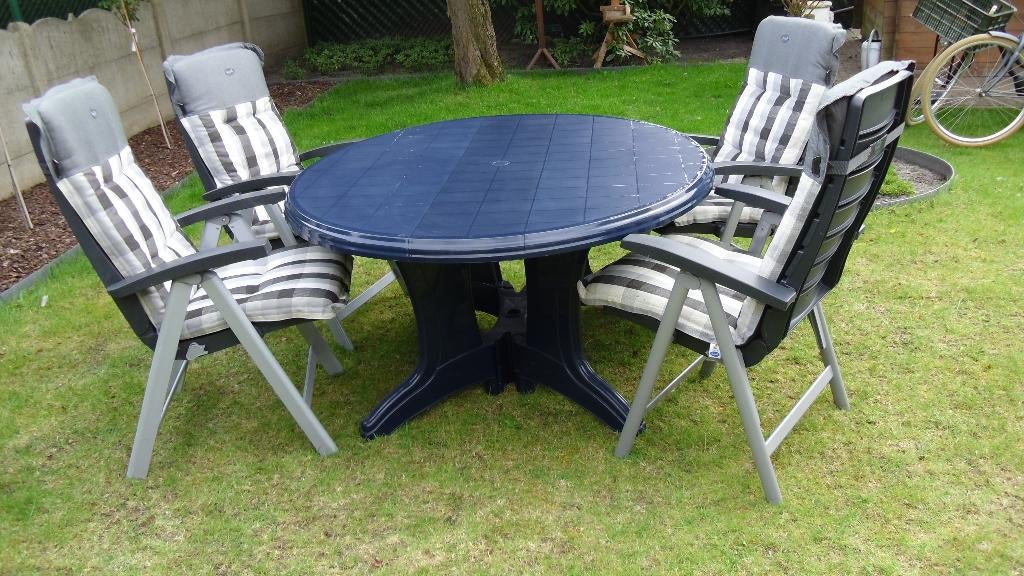 Tuin tafel in pvc, Tuin en Terras, Ophalen, Zo goed als nieuw, Ovaal, Plastic