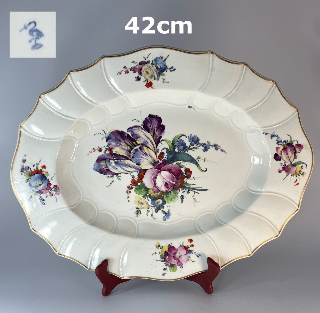 Plat ovale en porcelaine de Tournai/La Haye 42 cm, vers 1780, Enlèvement ou Envoi