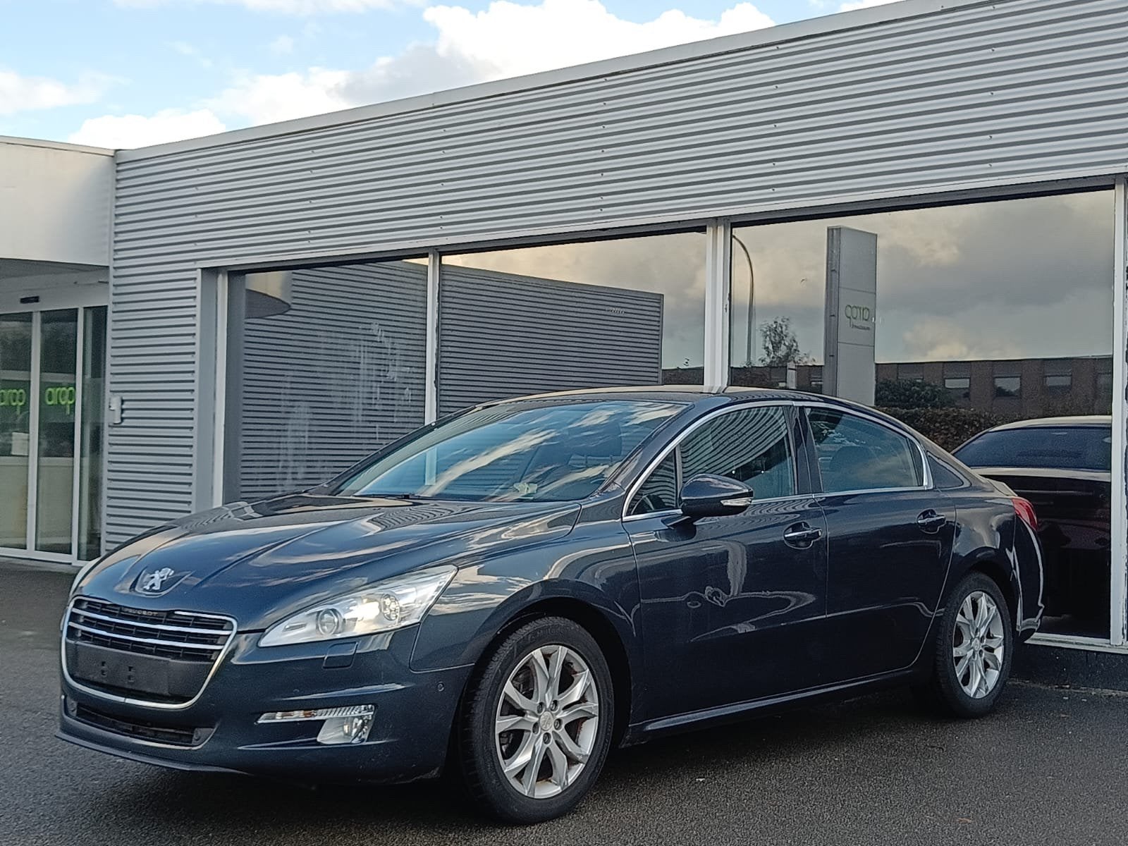 PEUGEOT 508 2.0 HDI AUTOMATIC ALLURE - 1ER PROPRIÉTAIRE, Autos, 100 kW, Achat, Entretenue par le concessionnaire, Noir