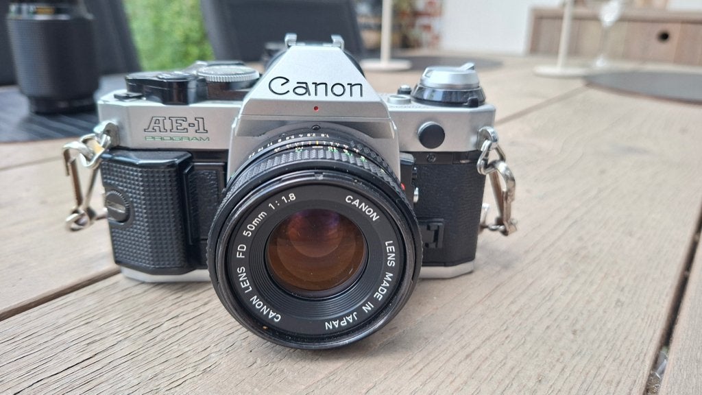 Canon AE-1 Program + 28mm + 50mm + 70-210mm, Audio, Tv en Foto, Ophalen of Verzenden, Gebruikt, Spiegelreflex, Canon