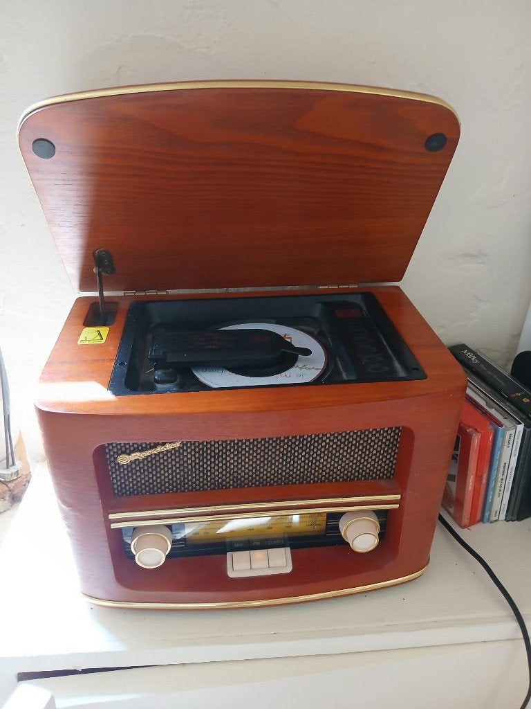 Radio vintage avec lecteur CD, Audio, Tv en Foto, Radio's, Zo goed als nieuw, Radio, Met cd-speler, Ophalen