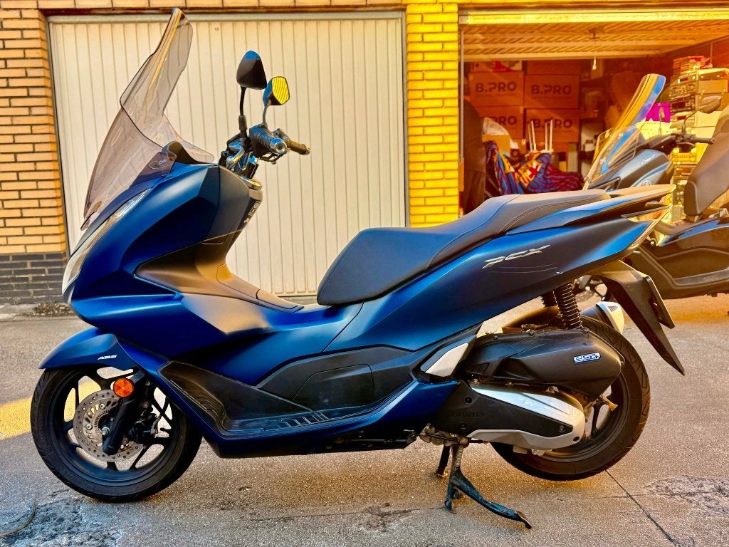 Honda PCX 125 eventueel ruilen,hifi,audio,etc.., Motos, Scooter, Occasion, 125 cm³, Particulier