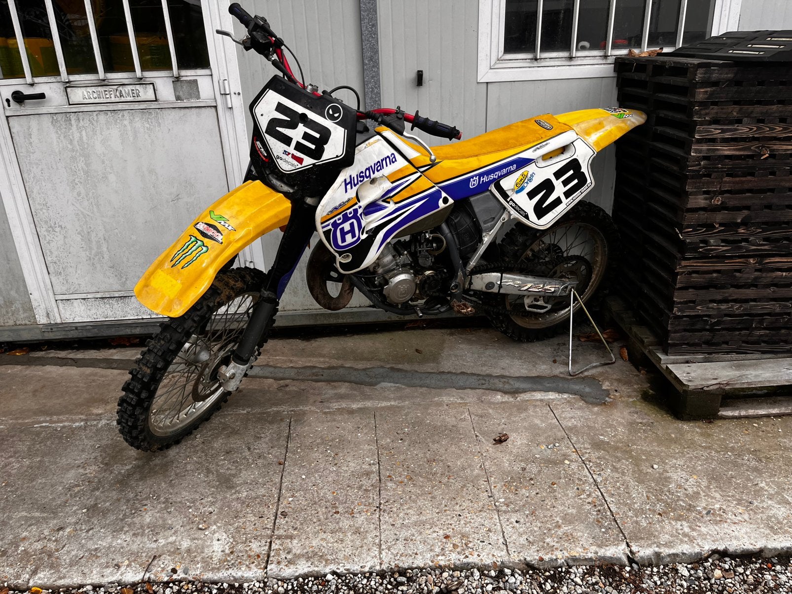 Husqvarna CR125 2 temps 1999, Vélos & Vélomoteurs, Enlèvement ou Envoi, Comme neuf
