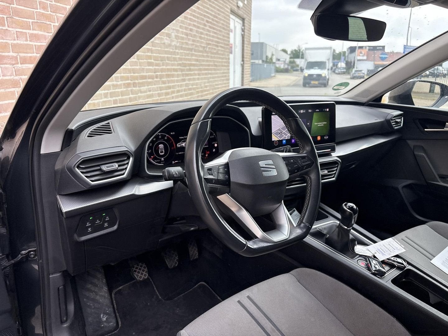 Seat Leon Sportstourer 1.0 TSI Style Business Intense | € 7., Argent ou Gris, Achat, Entreprise, 127 g/km