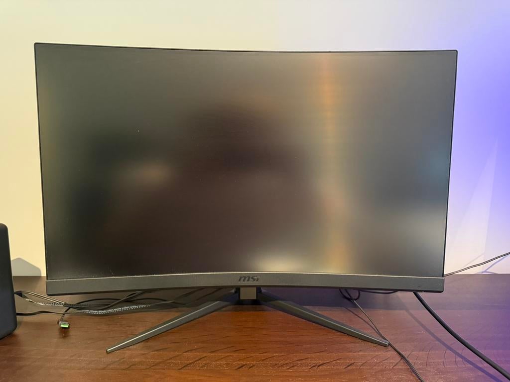 MSI Optix G27C4 27” Curved 165Hz Gaming Monitor, Enlèvement, Comme neuf