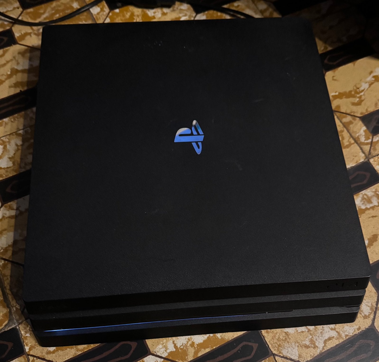 Ps4 pro fw 11.00, Enlèvement ou Envoi, Comme neuf, Avec 1 manette, Pro