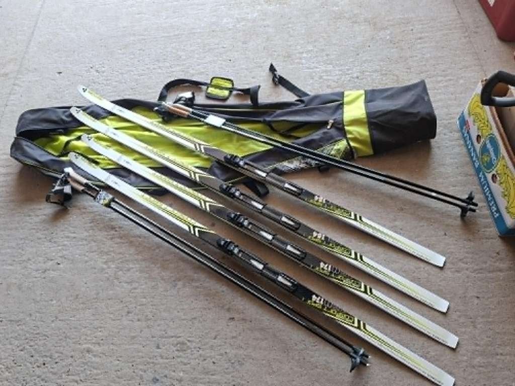 2 paar nieuwe langlaufskis, Sports & Fitness, Ski & Ski de fond, Neuf, Fischer, Skis, Enlèvement