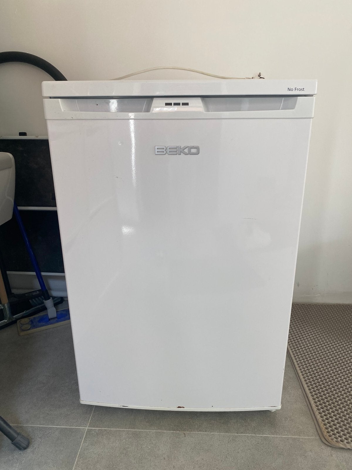 Diepvriezer Beko, Elektronische apparatuur, Vriezers en Diepvrieskisten, Ophalen, Zo goed als nieuw