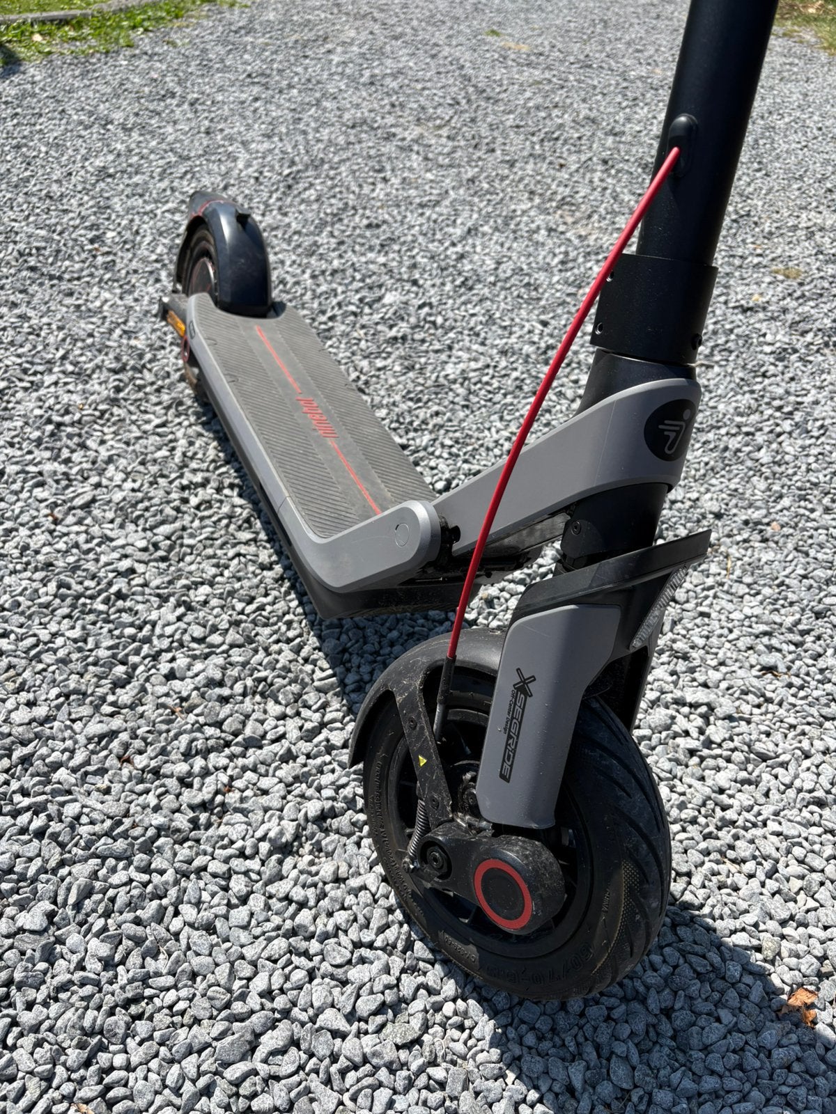 Ninebot E3 Pro, Vélos & Vélomoteurs, Trottinettes, Enlèvement, Comme neuf, Step électrique (E-scooter)
