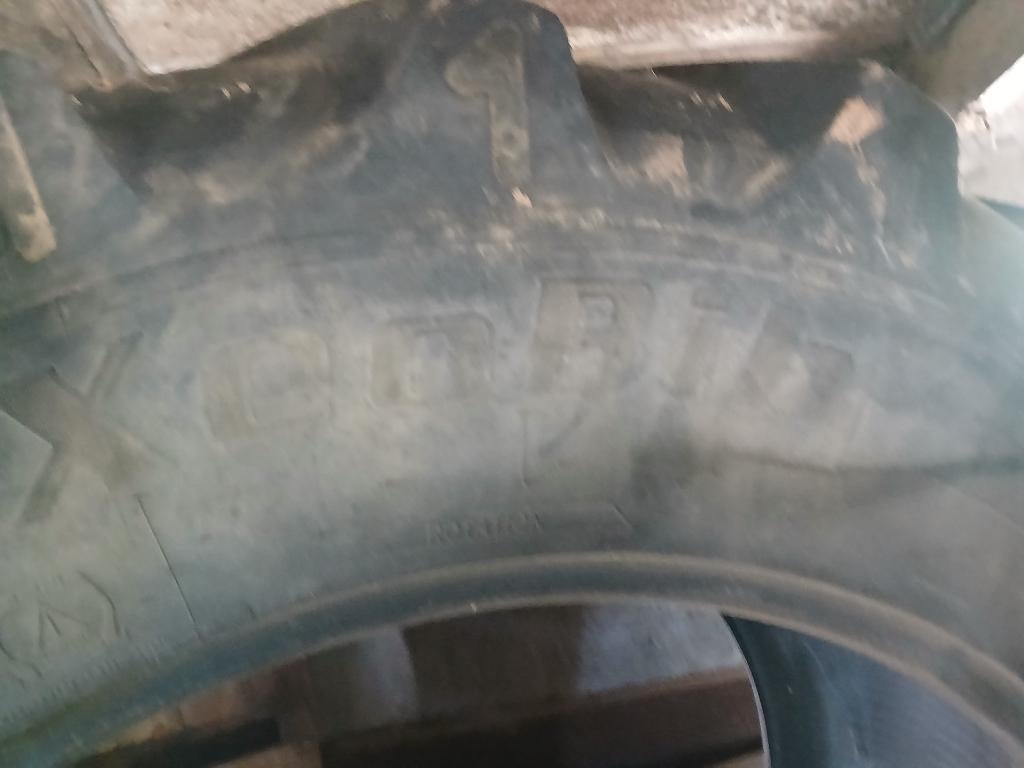 Michelin, Zakelijke goederen, Ophalen