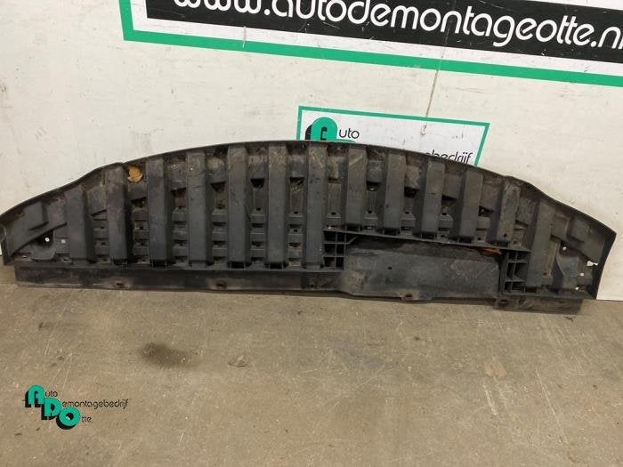 Bumper onderplaat van een Nissan Note (Note 06-), Auto-onderdelen, Gebruikt, -, -, Ophalen of Verzenden