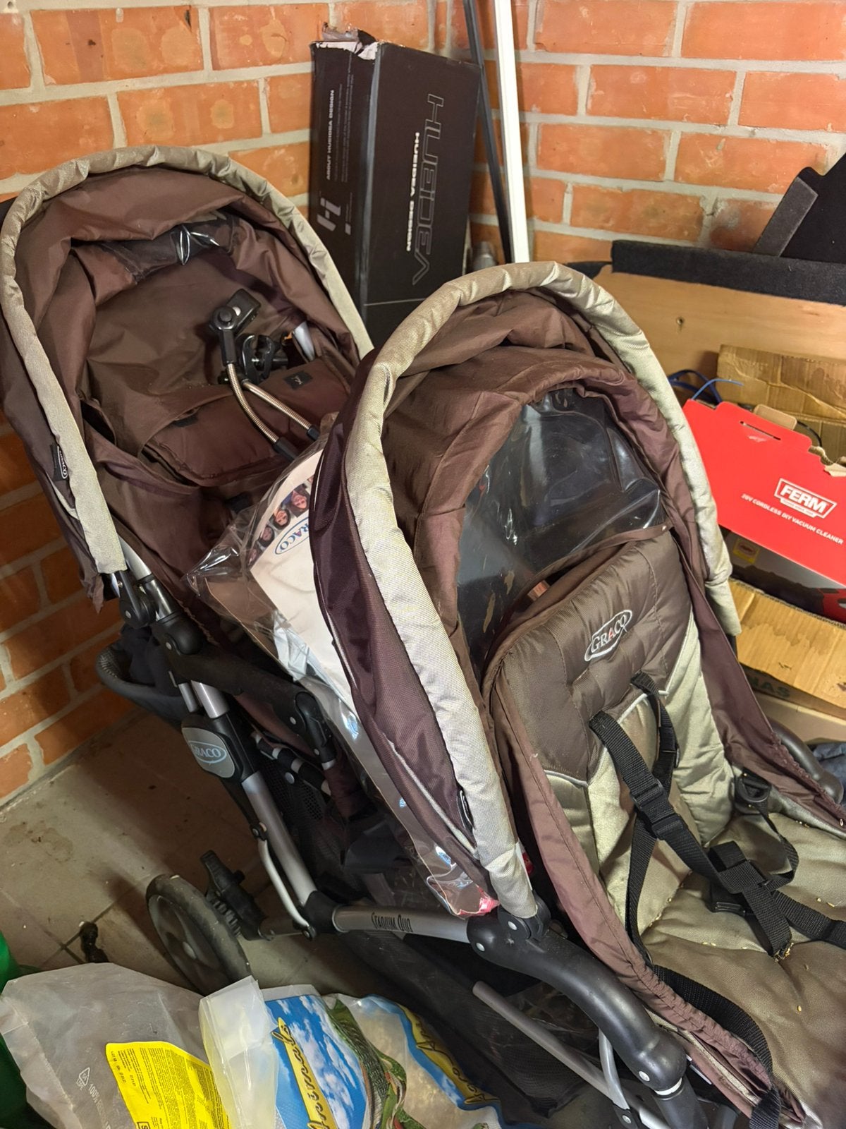 Dubbele kinderwagen, Kinderen en Baby's, Ophalen, Zo goed als nieuw, Regenhoes