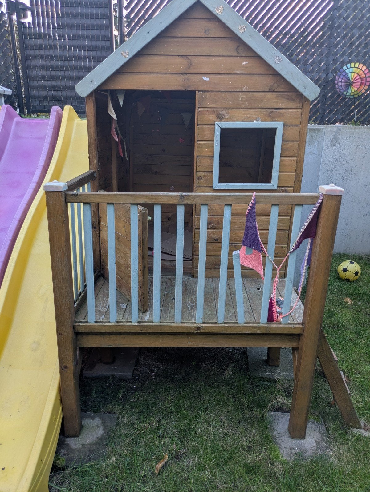 Maison de jeu en bois pour enfants à vendre, Enfants & Bébés, Enlèvement