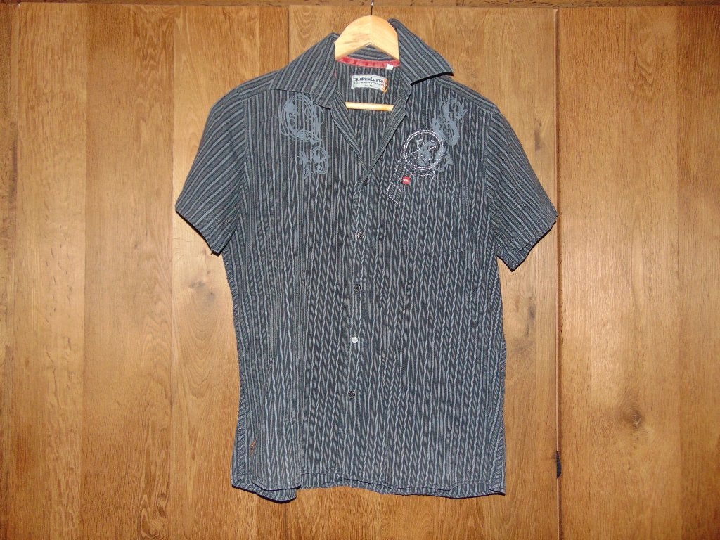 Hemd Quiksilver in goede staat, Enlèvement ou Envoi, Porté, Gris, Tour de cou 39/40 (M)