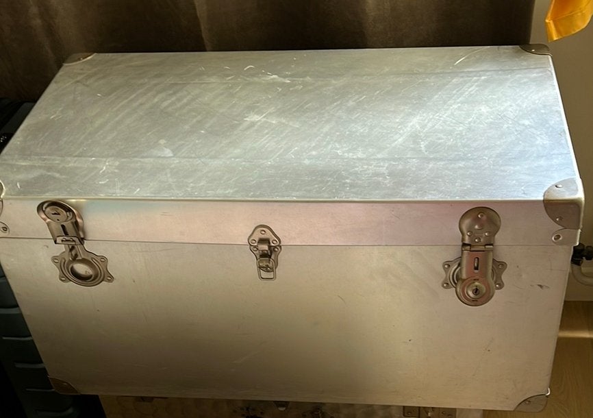 Metalen koffer met handvaten, Ophalen, Gebruikt