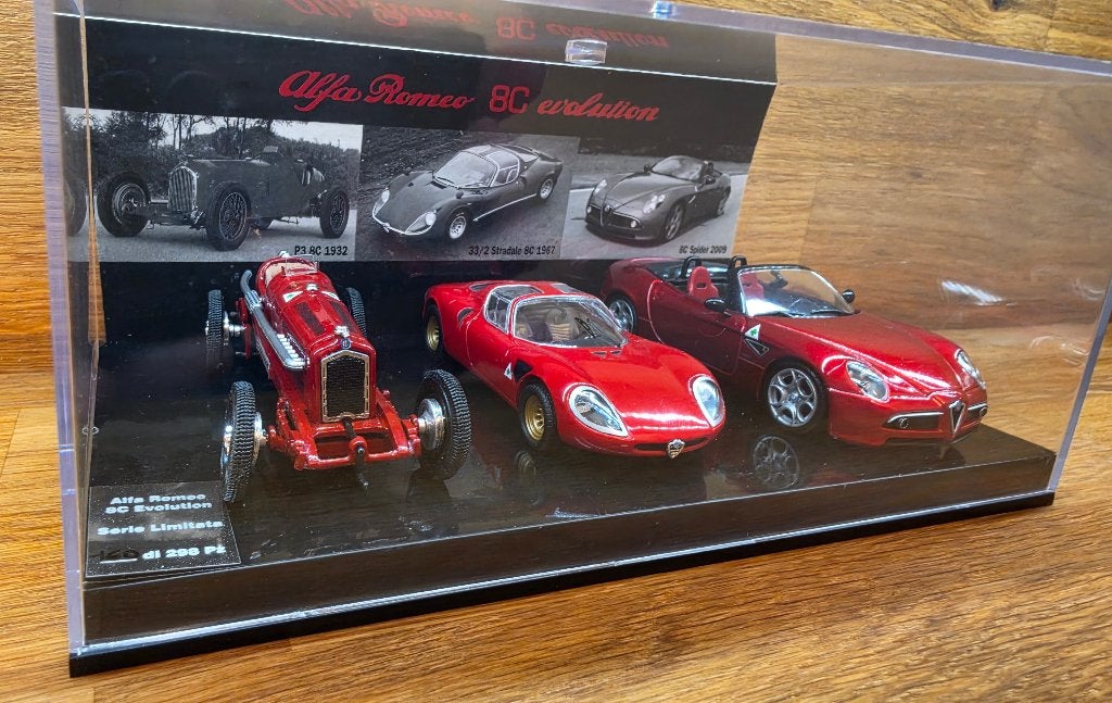 Voiture modèle réduit 1/43 Alfa Romeo 8C, Enlèvement, Neuf, Voiture