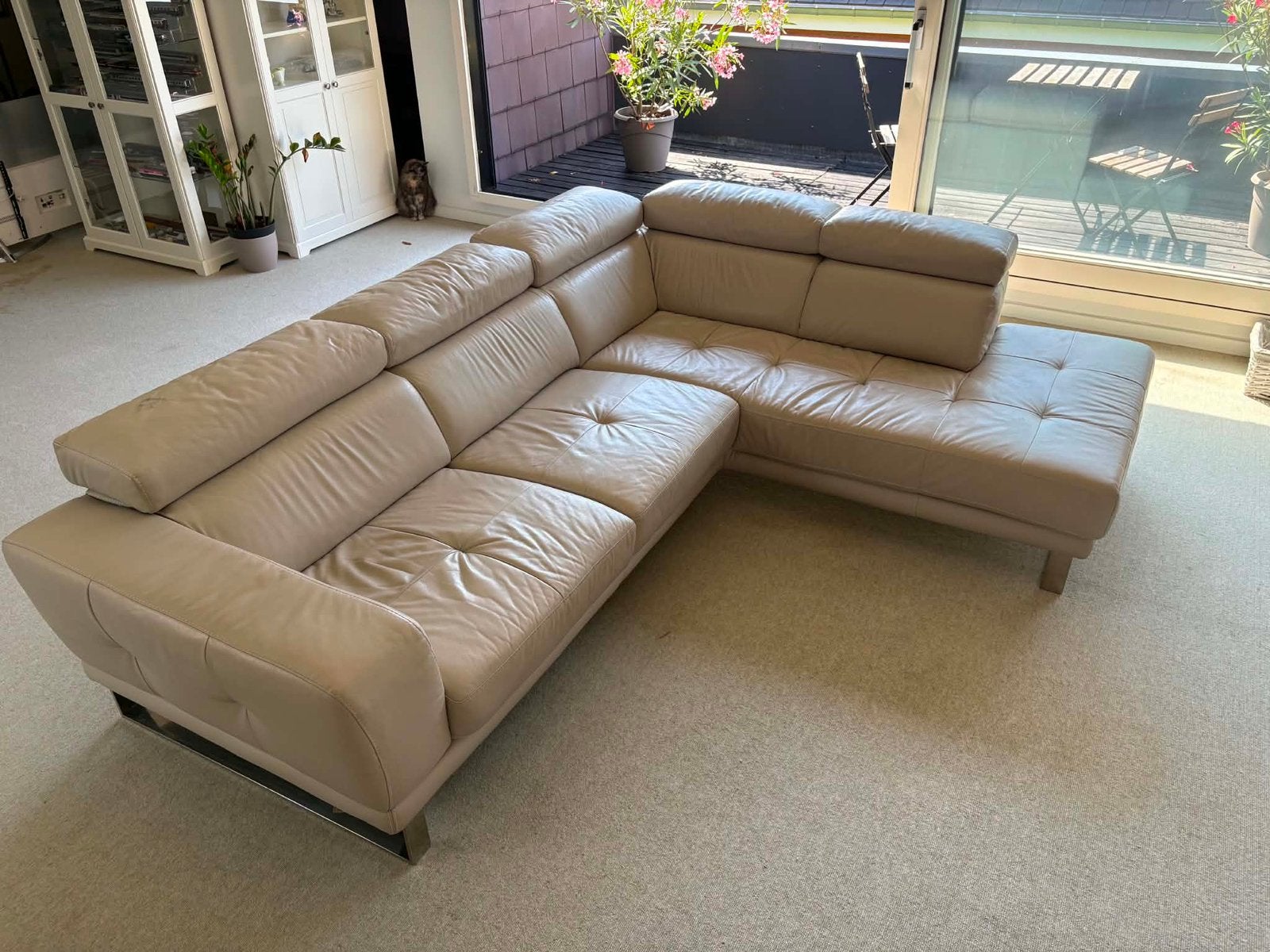 Hoekzetel van Montèl – licht beige, Ophalen, Gebruikt
