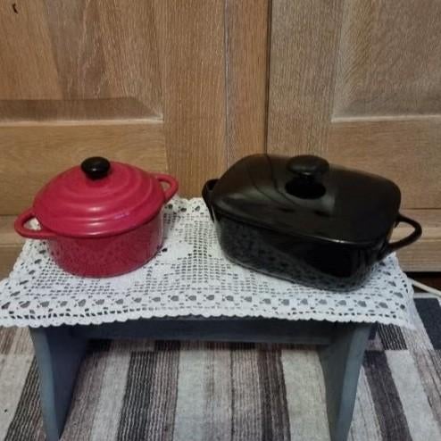 Set 2 keramieke ovenpotten met deksels, Prijs voor allebei, Huis en Inrichting, Keuken | Potten en Pannen, Ophalen of Verzenden