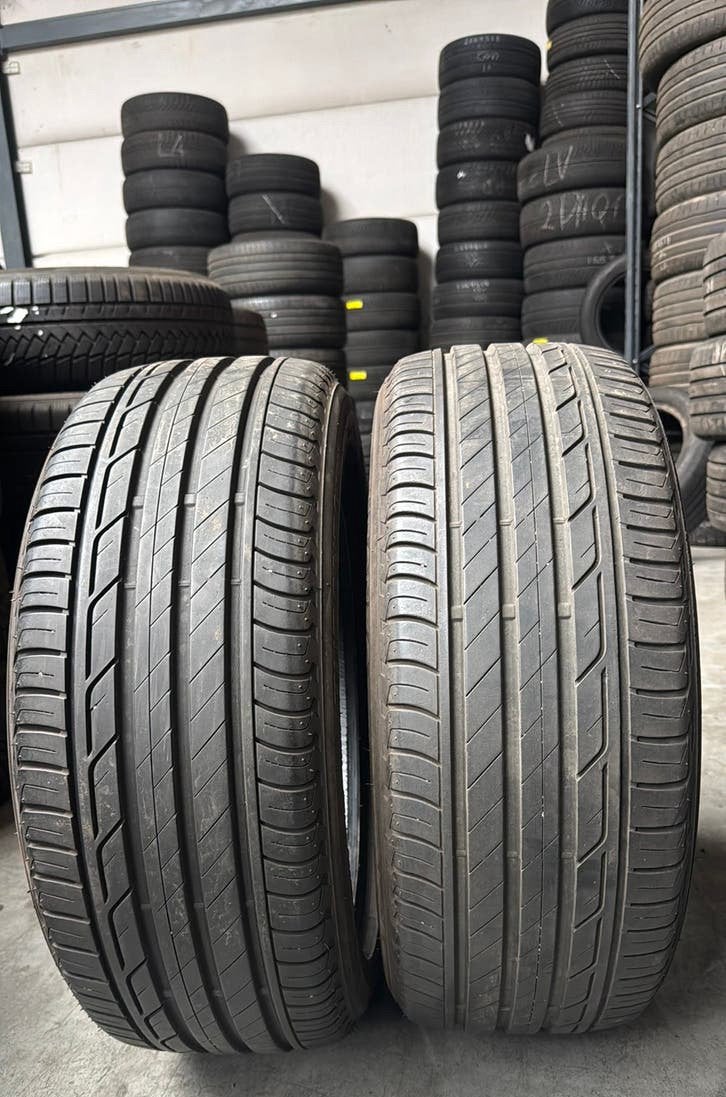 2155018 215/50/18 215/50R18 zomerbanden merk Bridgestone, Kleding | Dames, Jassen | Zomer, Ophalen