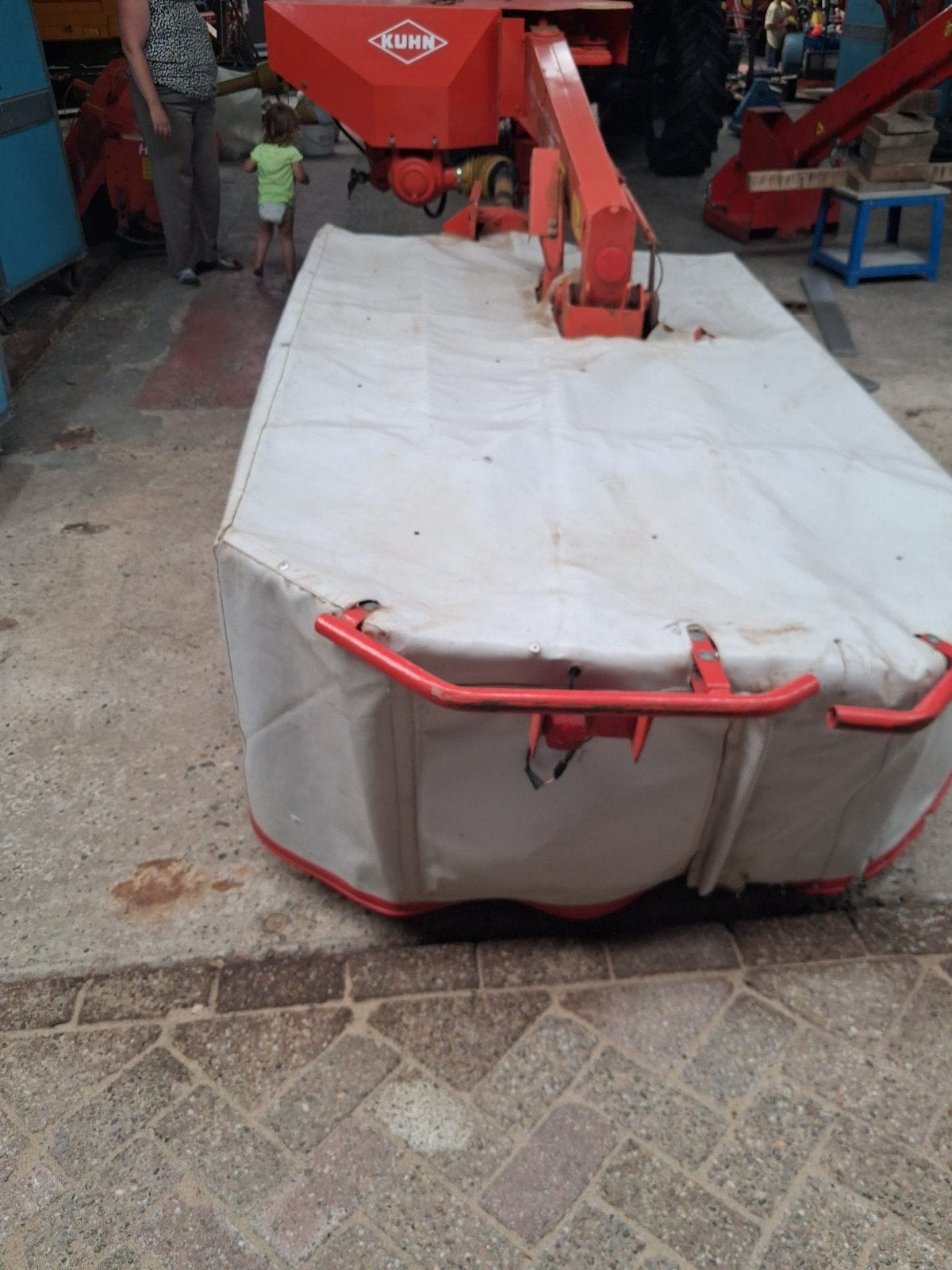 te koop kuhn maaier 2,40m, Weidegang
