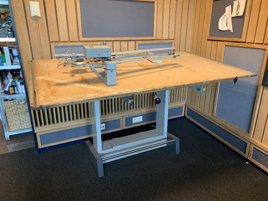 Vintage tekentafel, Ophalen, In hoogte verstelbaar, Gebruikt