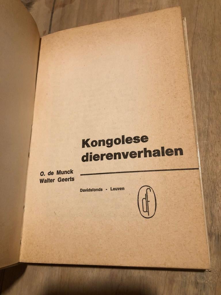 Kongolese dierenverhalen - ojl De Munck walter Geerts, Boeken, Ophalen of Verzenden, Gelezen, De Munck walter Geerts