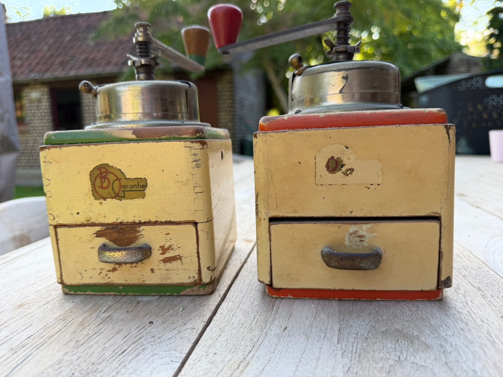 Ensemble de 2 moulins à café vintage (années 1950), Enlèvement