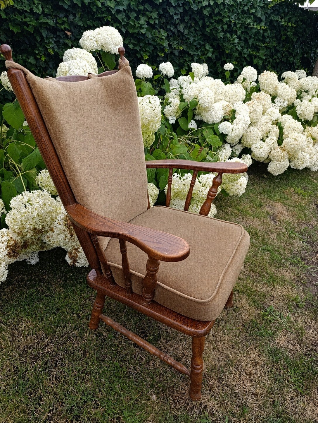 Klassieke houten armstoel / fauteuil, Ophalen, Stof