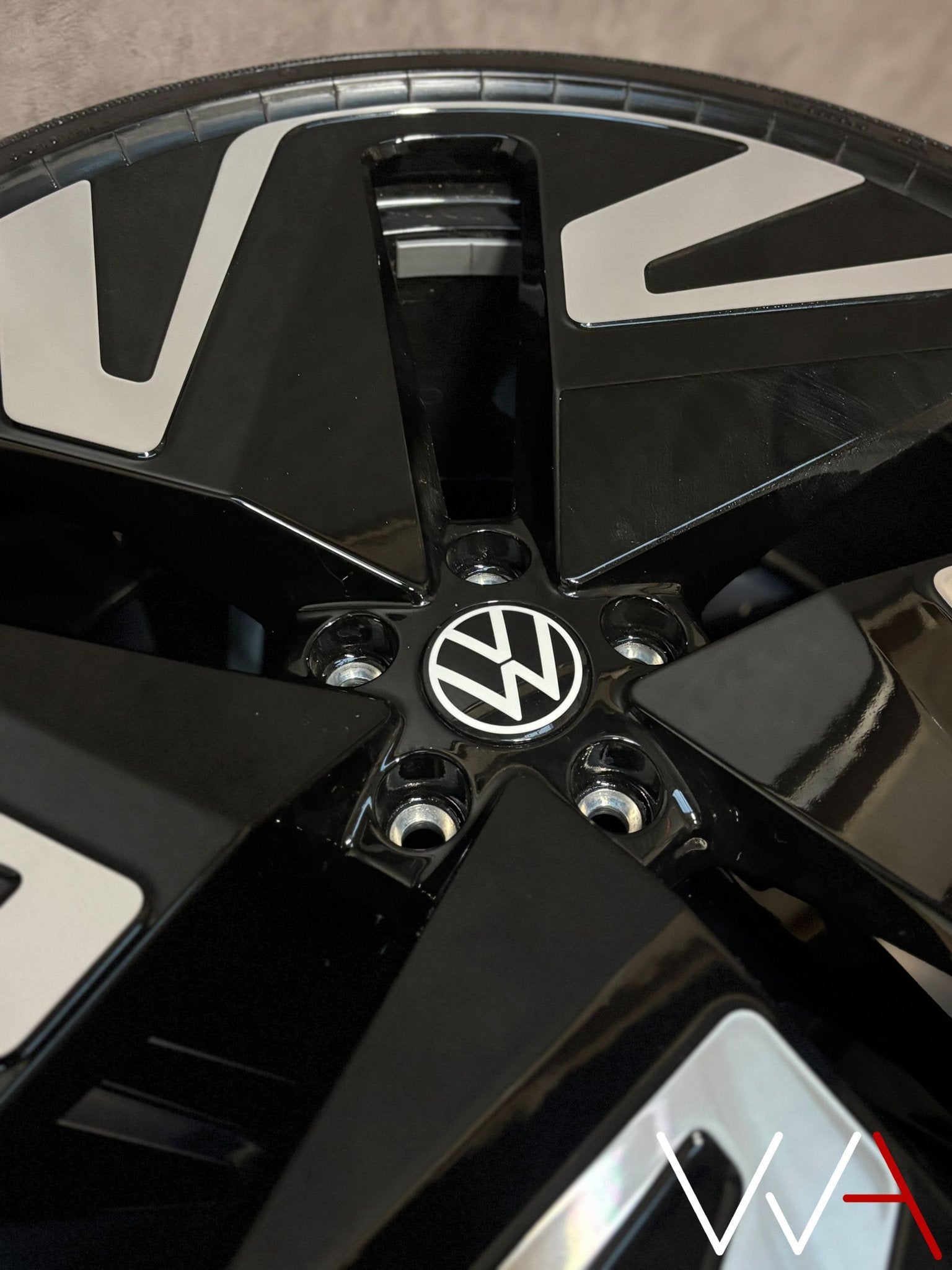 21'' Volkswagen ID.7 GTX ''Mataro'' wielenset nieuwstaat OEM, Autos : Pièces & Accessoires, Pneus & Jantes, Pneus et Jantes, Véhicule de tourisme