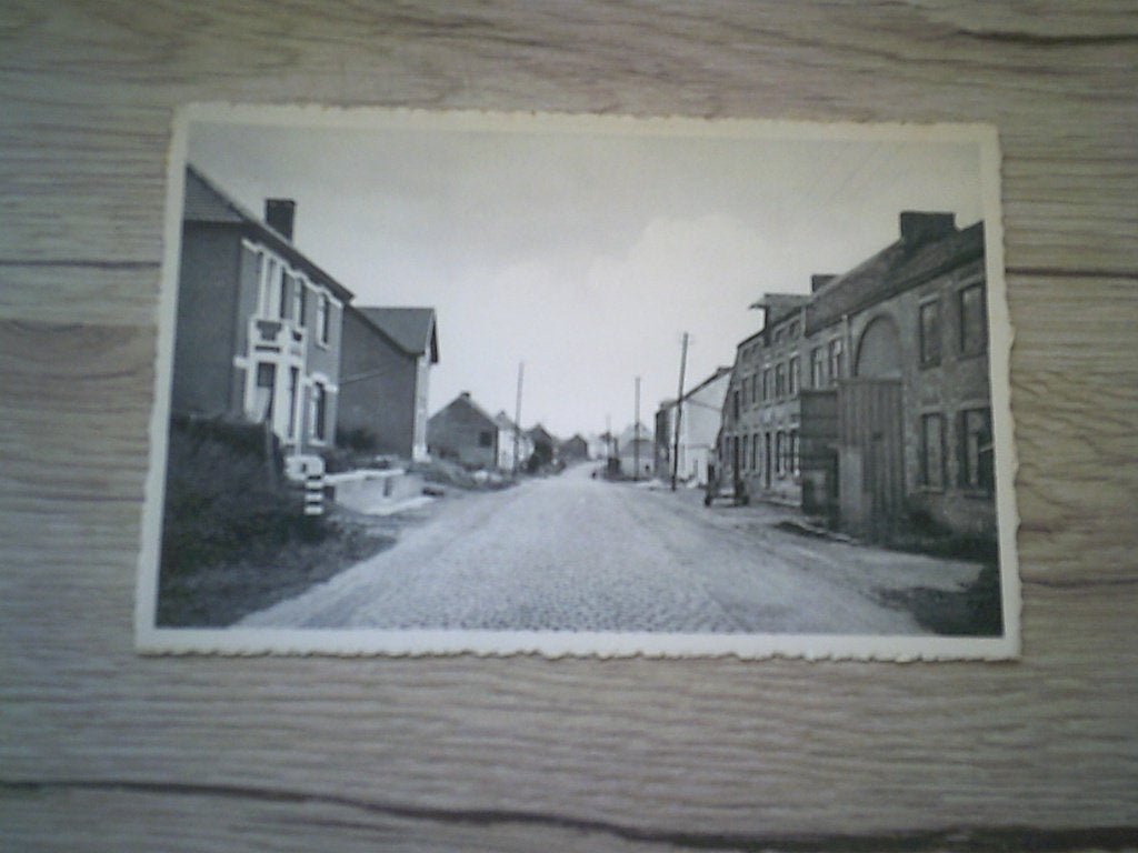 THUILLIES - Rue de la Victoire, Enlèvement ou Envoi, 1920 à 1940, Non affranchie, Hainaut