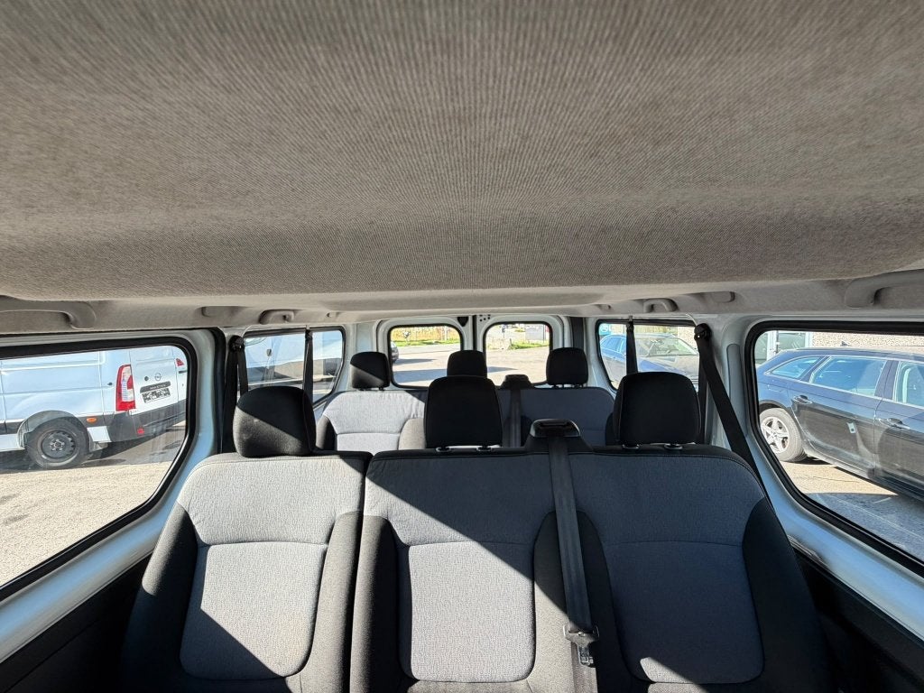 Opel Vivaro (Stock ID 22256) — 22