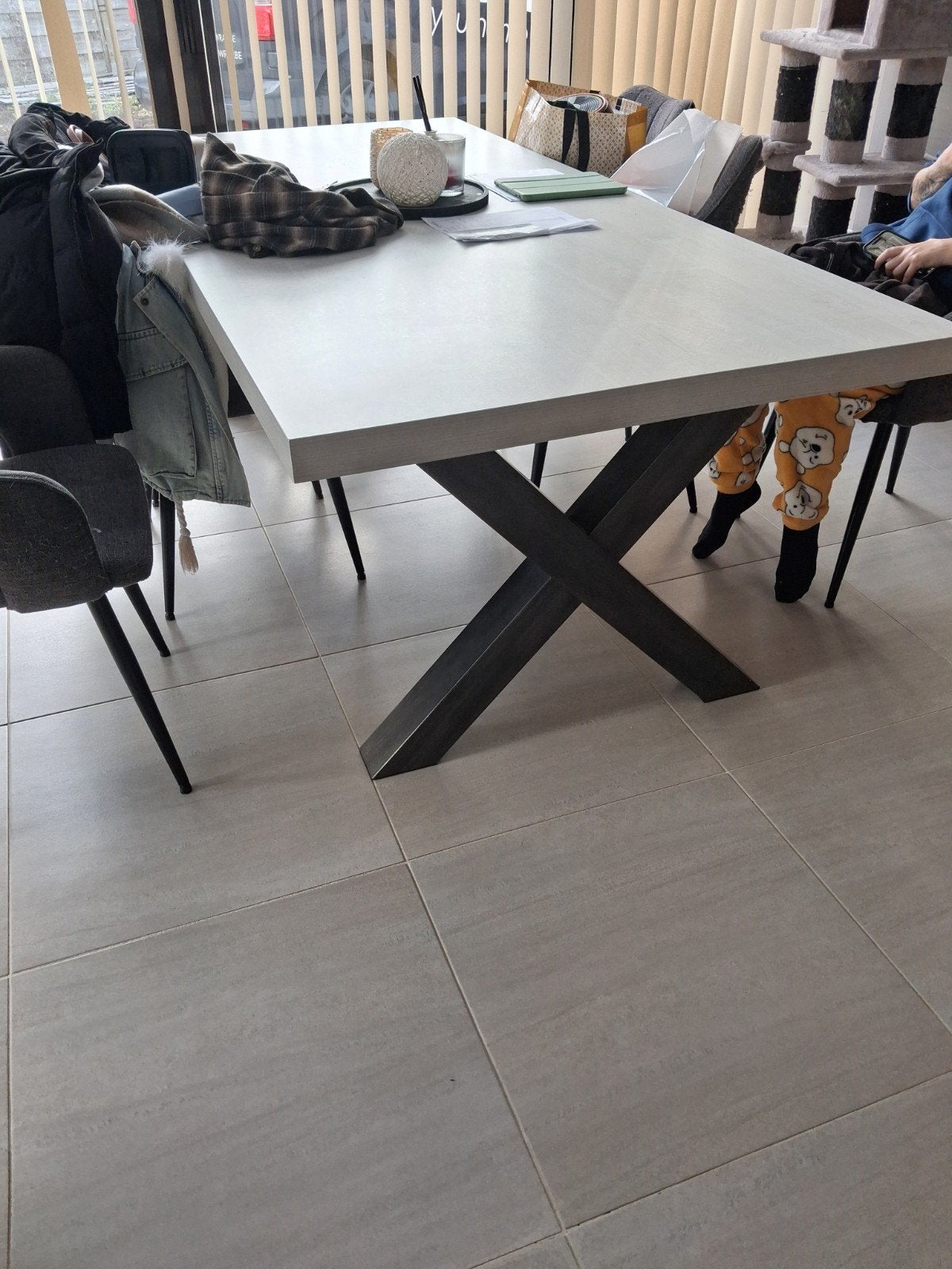 Tafel, Enlèvement