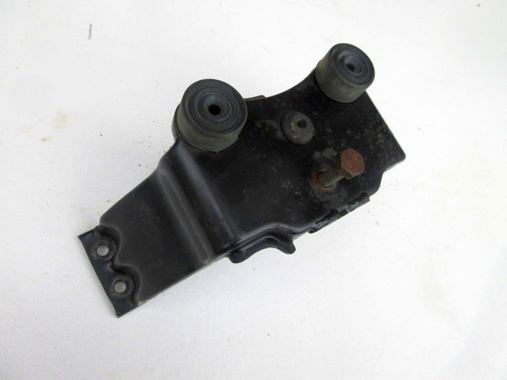 Kawasaki GPZ500 benzinetank beugel GPX EX 500 steun houder, Enlèvement ou Envoi, Utilisé