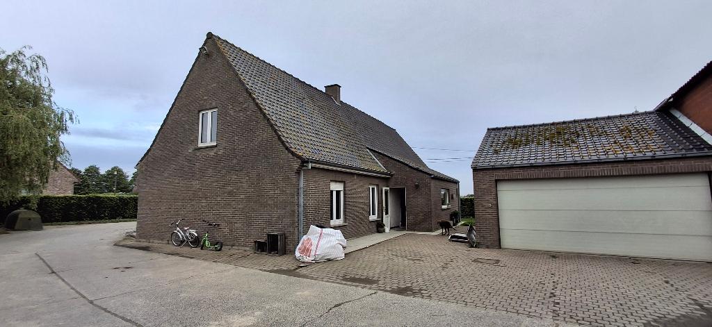 Gratis dakpannen, Doe-het-zelf en Bouw, Ophalen, Gebruikt, Steen of Klei, Zwart