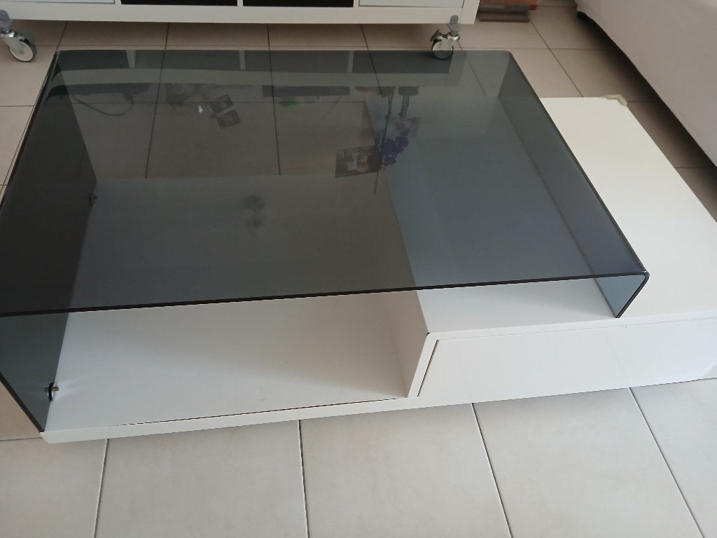 GRATUIT  à donner table basse, Ophalen, Gebruikt, 100 tot 150 cm, 50 tot 100 cm