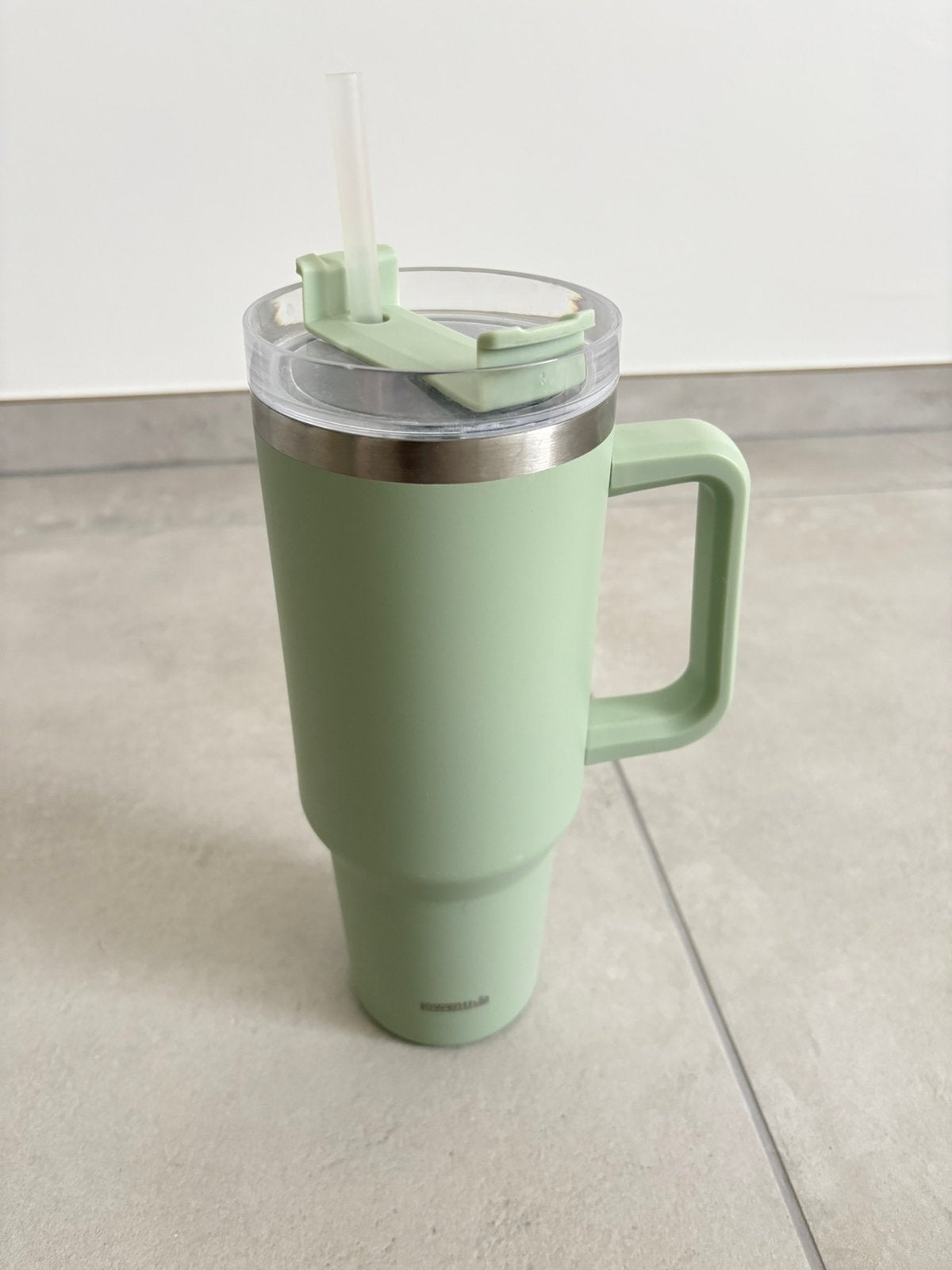 Gourde isotherme, Maison & Meubles, Cuisine| Tupperware, Enlèvement, Comme neuf