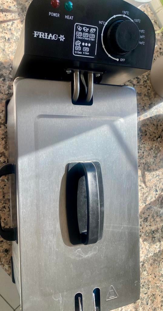 Friac F301IX friteuse in zeer goede staat., Elektronische apparatuur, Frituurpannen, Ophalen, Zo goed als nieuw