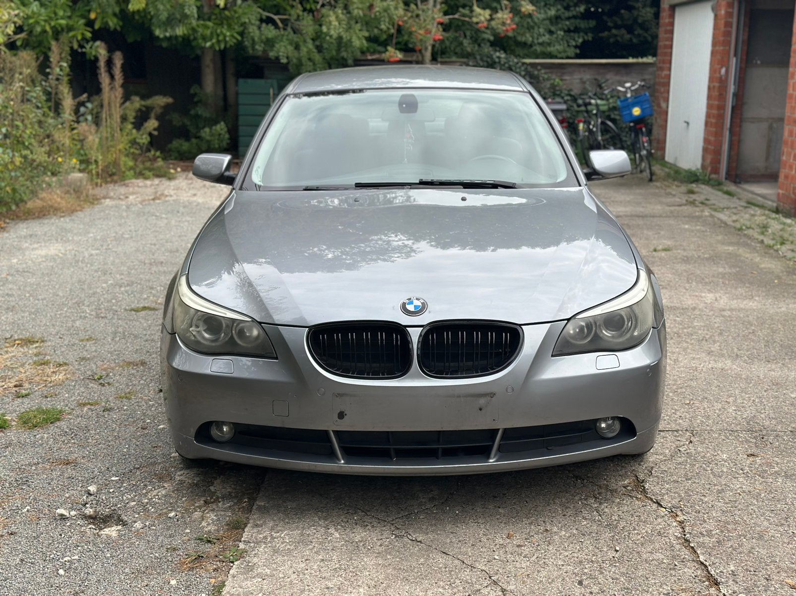 BMW 520I BENZINE AUTOMAAT BLANCO GEKEURD ROZE FORMULIER, Autos, Berline, Automatique, Euro 4, Essence
