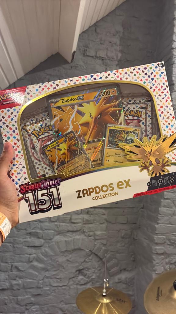 151 zapdos ex Collection, Verzamelen, Ophalen, Zo goed als nieuw